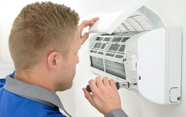 Cleaning the air conditioner - service that will prolong the life of your domestic helper