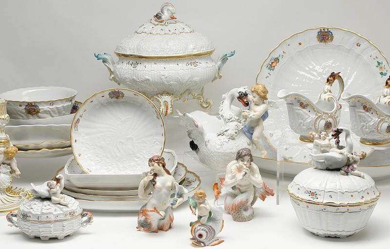 Varieties of porcelain.