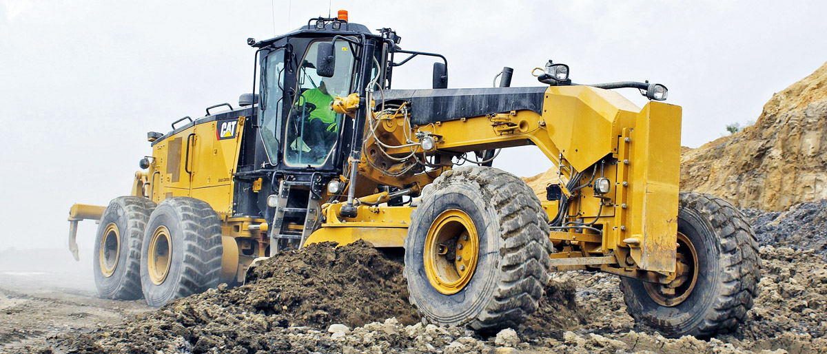 Features of the profession of a motor grader driver